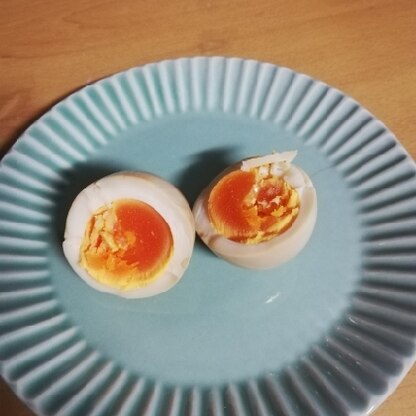 卵がたくさんあったので、作ってみました！茹でるのがめんどくさくて今まで作った事が無かったけど(笑)簡単で美味しい！ご飯がすすみます！